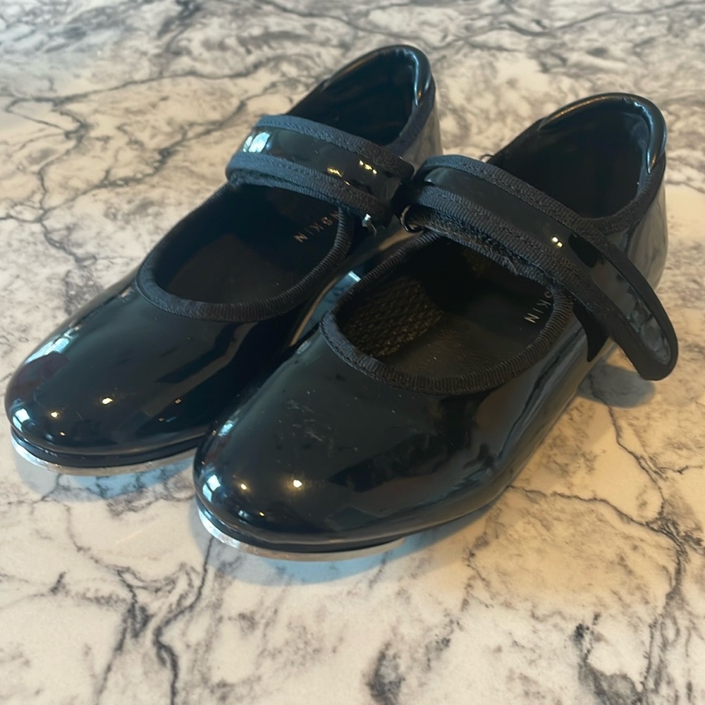 Toddler girl tap shoes
